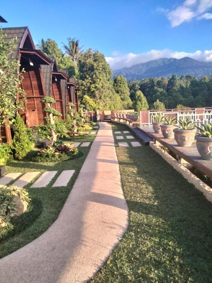 Munduk Kupang Villa&Resto Sekumpul 싱가라자 외부 사진
